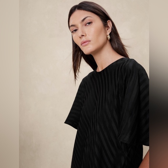 NWT! Banana Republic Black Stripe Viscose-Linen Mini Dress - Size Medium 🐥 - Picture 4 of 6